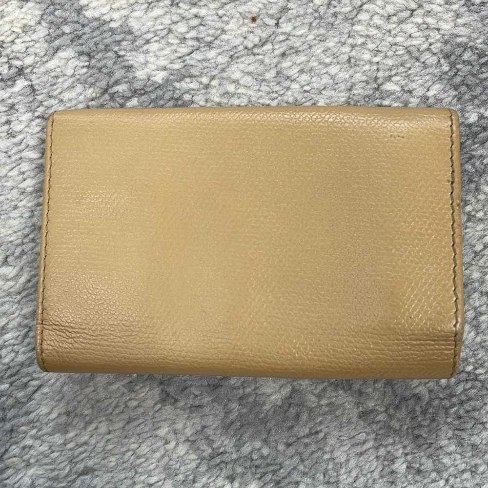 Chanel Interlocking CC Medallion Leather Keyholder Case Trifold Beige - Picture 6 of 17